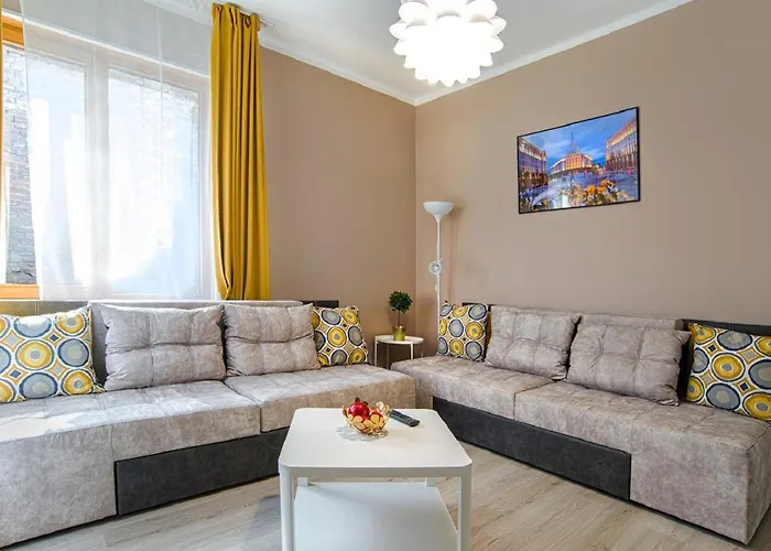 Ancient Serdica 2bdr Family Friendly Retreat